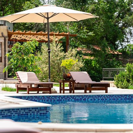 Sunset & Sunrise Villas In Stanisici-Two Villas With Common Pool Budva Eksteriør billede