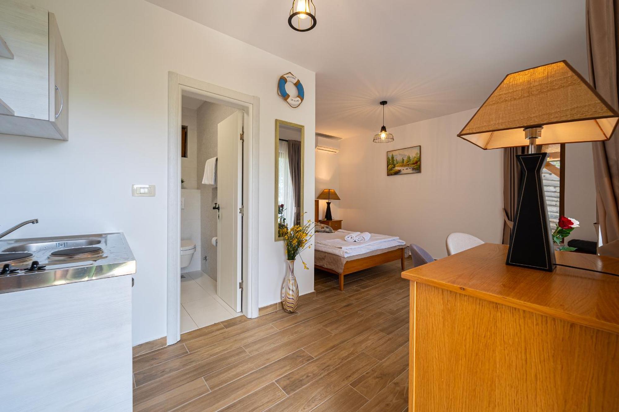 Sunset & Sunrise Villas In Stanisici-Two Villas With Common Pool Budva Eksteriør billede