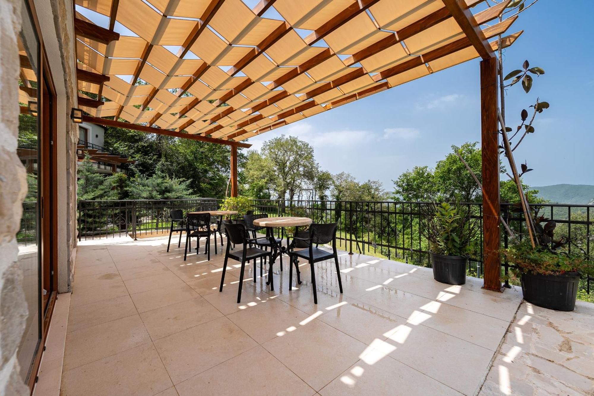 Sunset & Sunrise Villas In Stanisici-Two Villas With Common Pool Budva Eksteriør billede