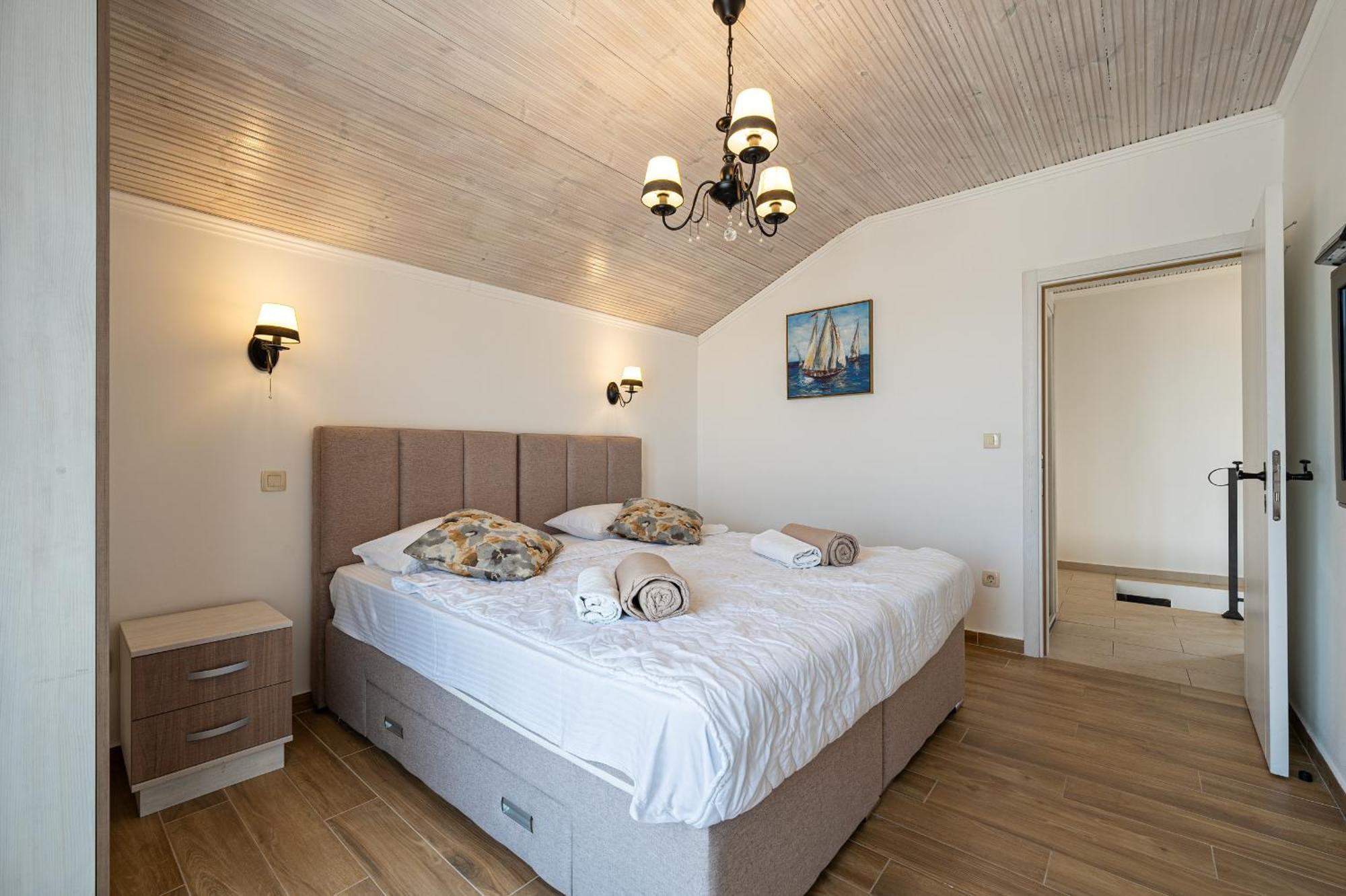 Sunset & Sunrise Villas In Stanisici-Two Villas With Common Pool Budva Eksteriør billede