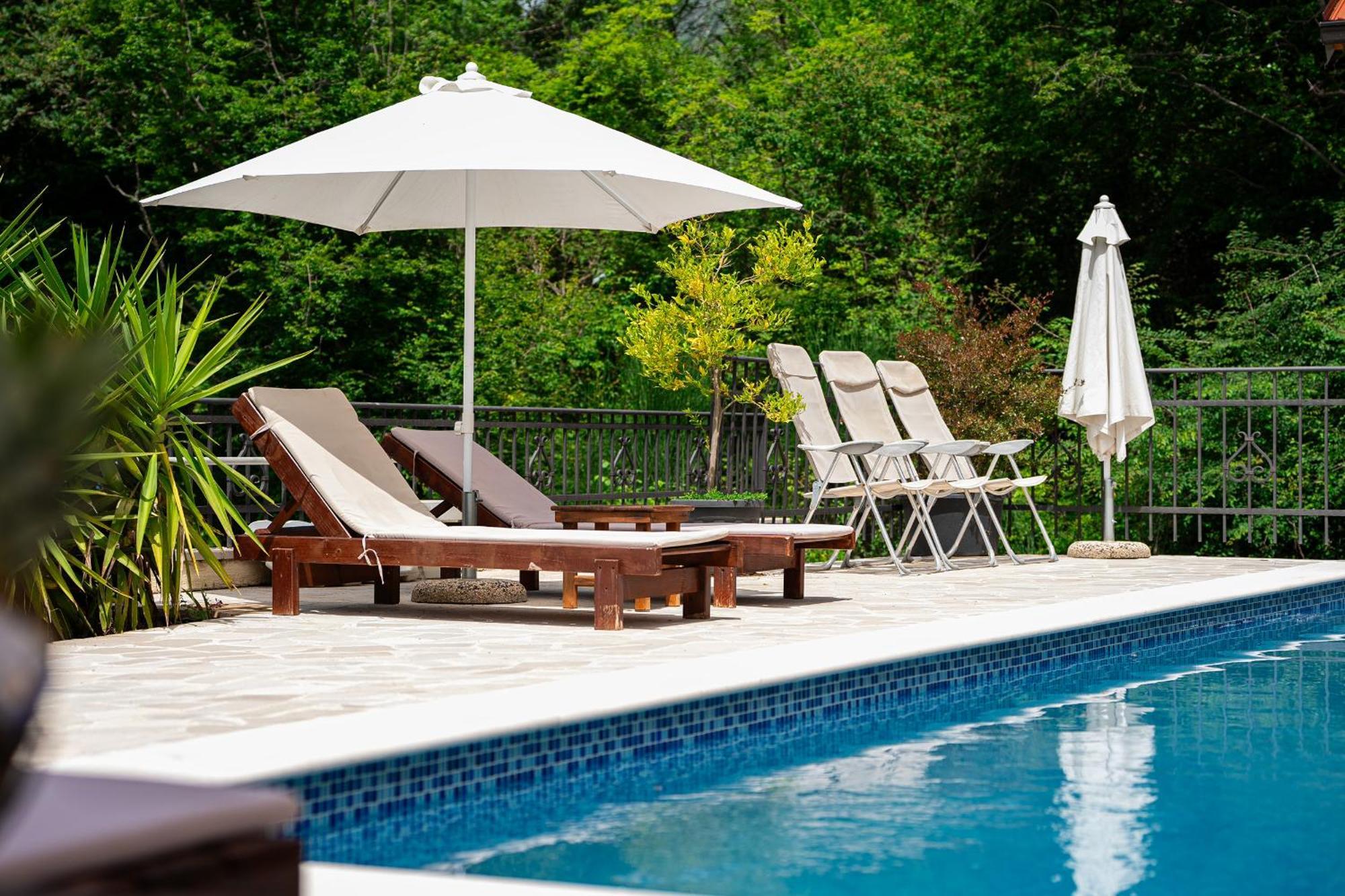Sunset & Sunrise Villas In Stanisici-Two Villas With Common Pool Budva Eksteriør billede
